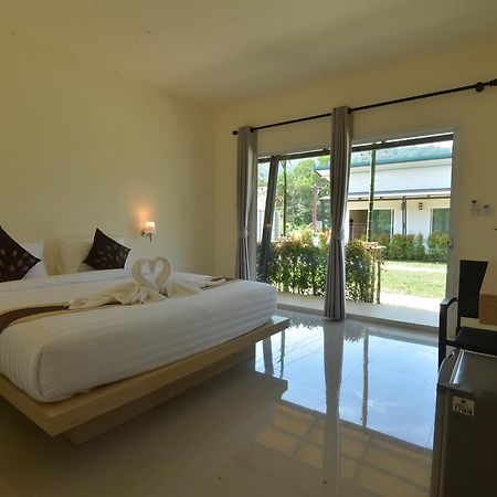 Malee Sirin Old Town Hotel Koh Lanta Ngoại thất bức ảnh