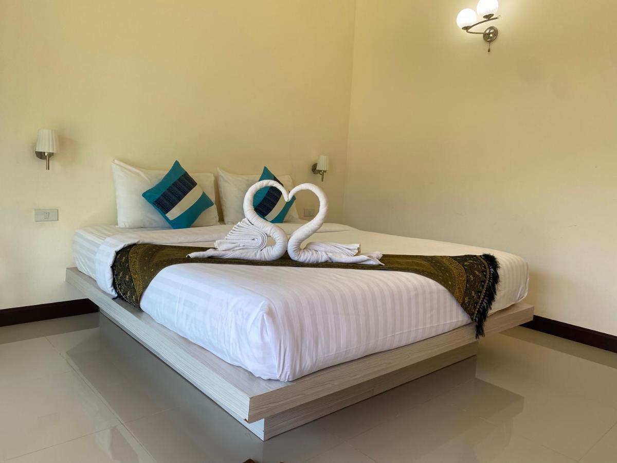 Malee Sirin Old Town Hotel Koh Lanta Ngoại thất bức ảnh