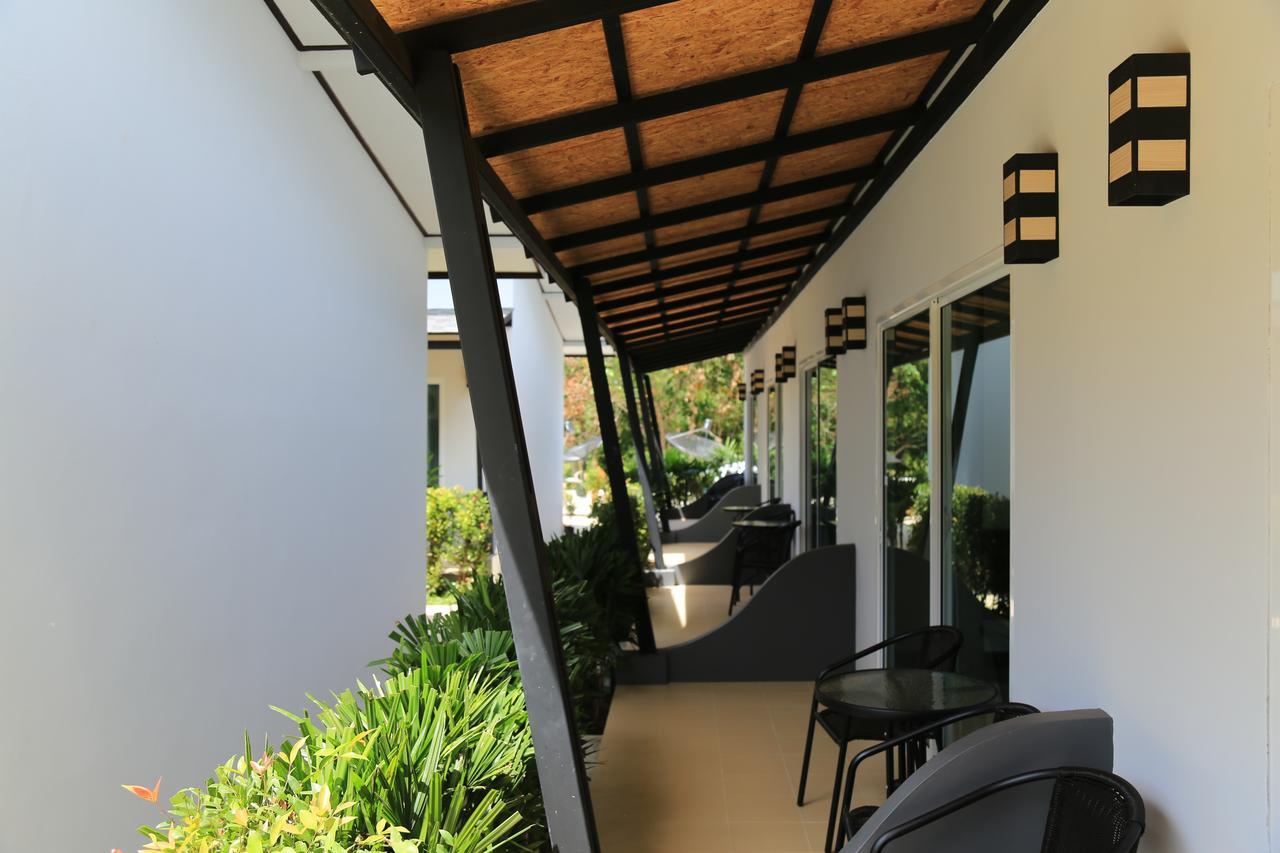 Malee Sirin Old Town Hotel Koh Lanta Ngoại thất bức ảnh